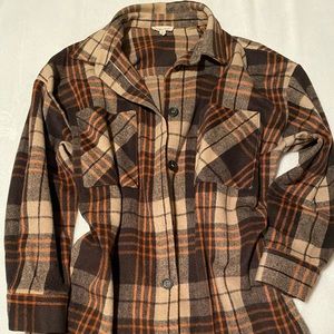 Brand new button up brown+orange + tan colored shacket.  Size large.